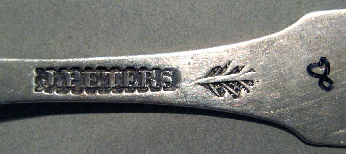 1998.0004.1029 Silver Spoon mark