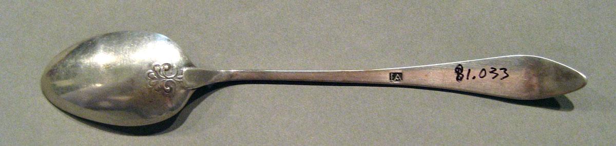 1998.0004.1038 Silver Spoon underside