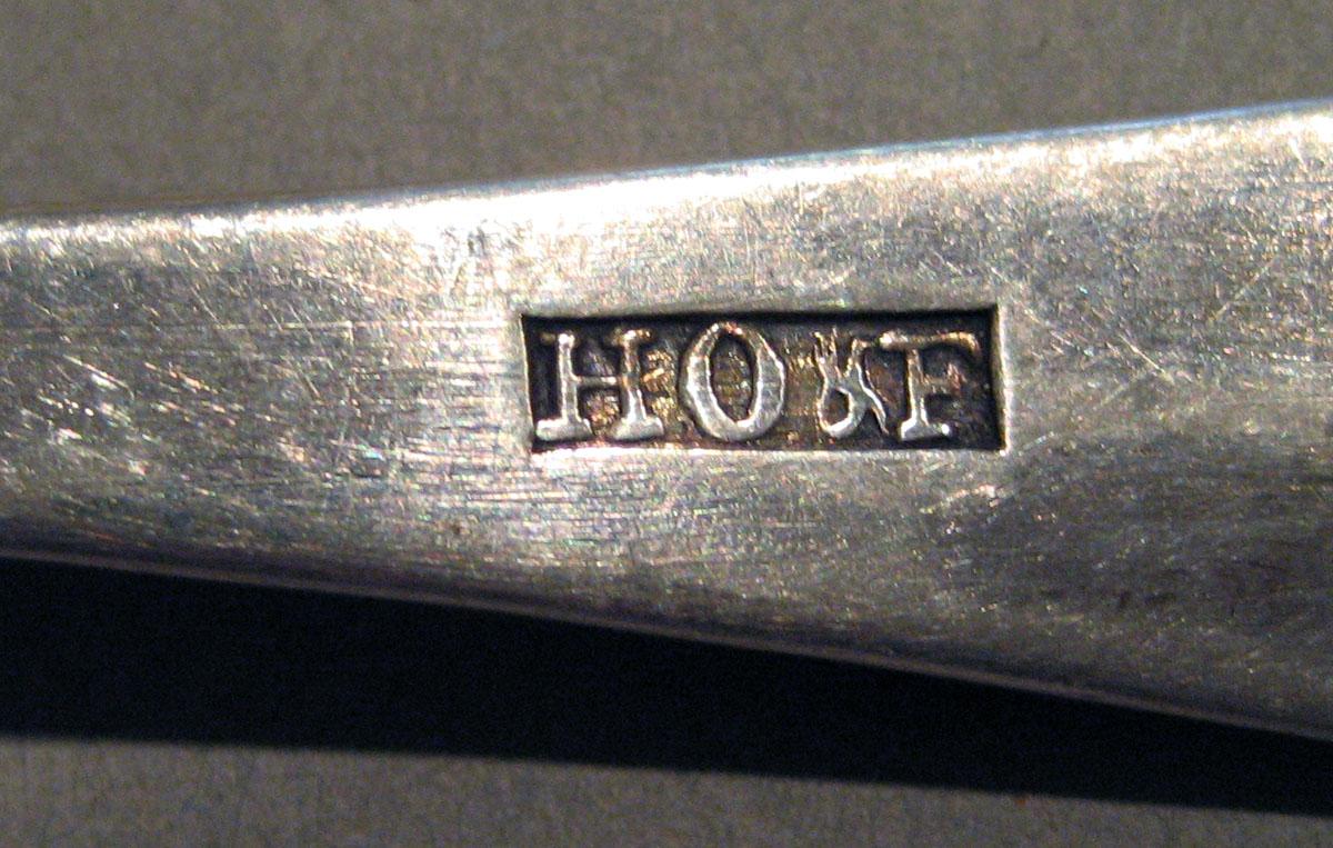 1998.0004.1042 Silver Spoon mark