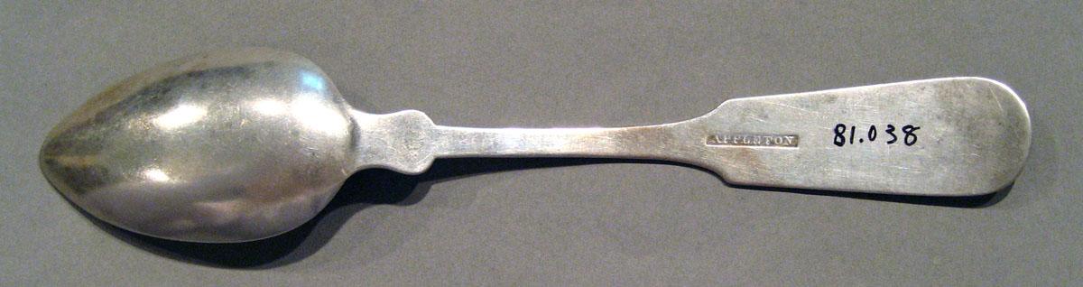 1998.0004.1043 Silver Spoon underside