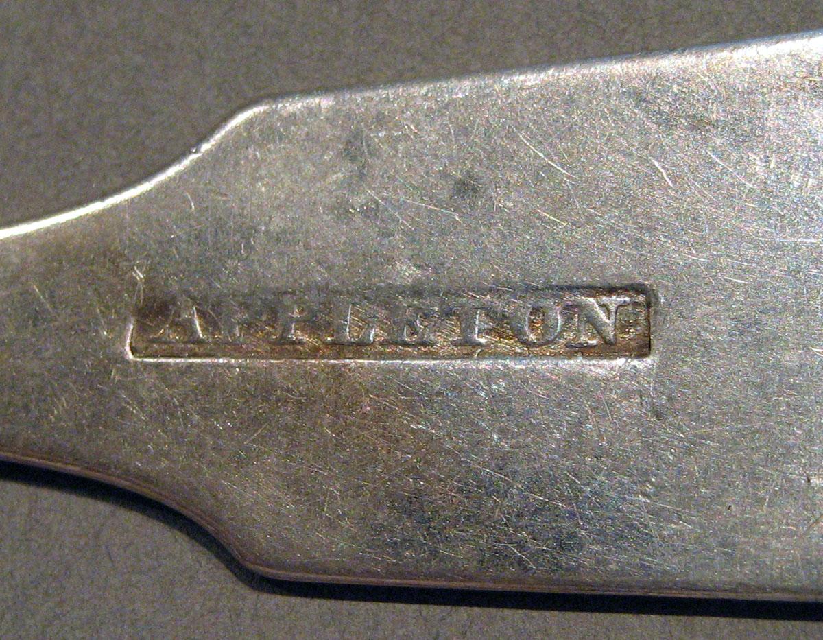 1998.0004.1043 Silver Spoon mark