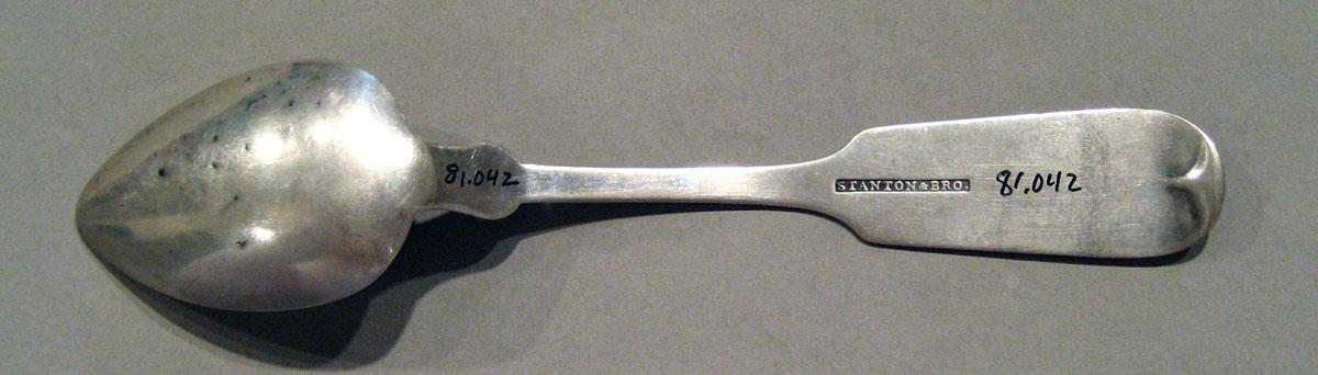1998.0004.1047 Silver Spoon underside