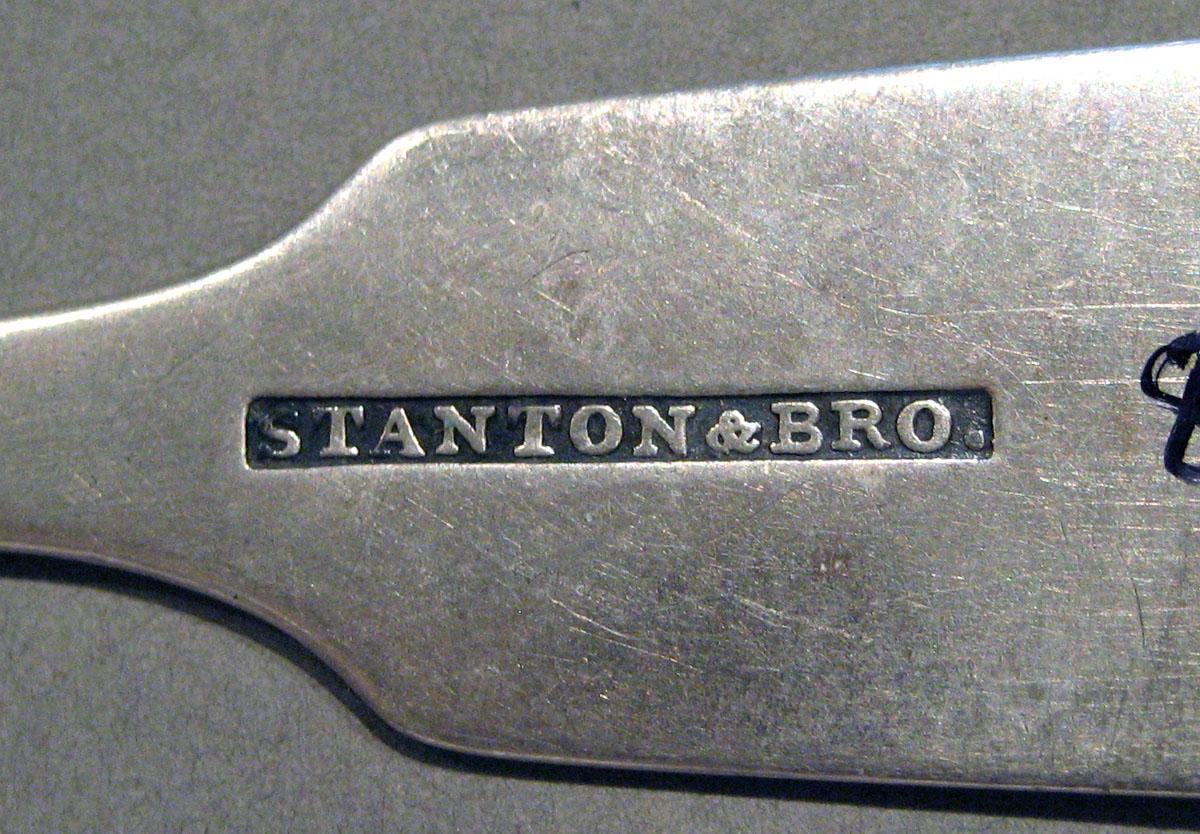 1998.0004.1047 Silver Spoon mark