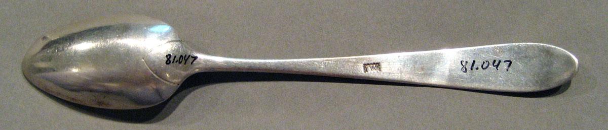 1998.0004.1052 Silver Spoon underside