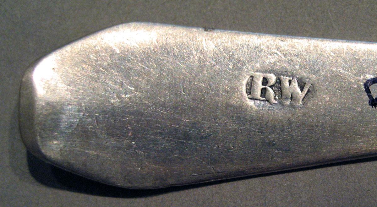 1998.0004.1055 Silver Spoon mark