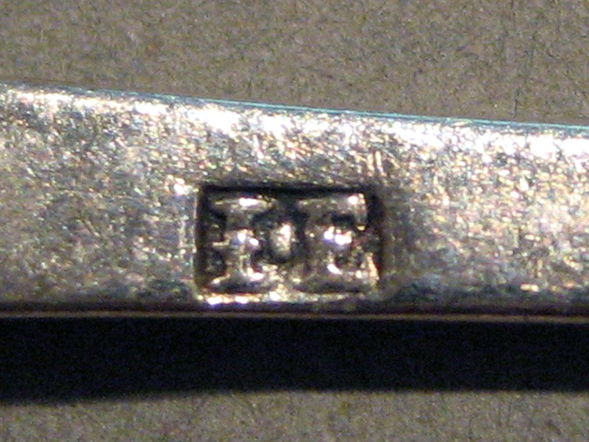 1998.0004.1062 Silver Spoon mark