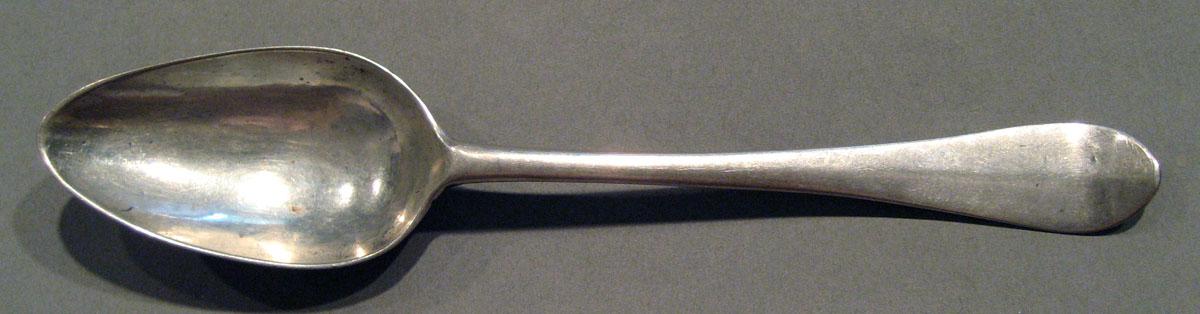 1998.0004.1064 Silver Spoon upper surface