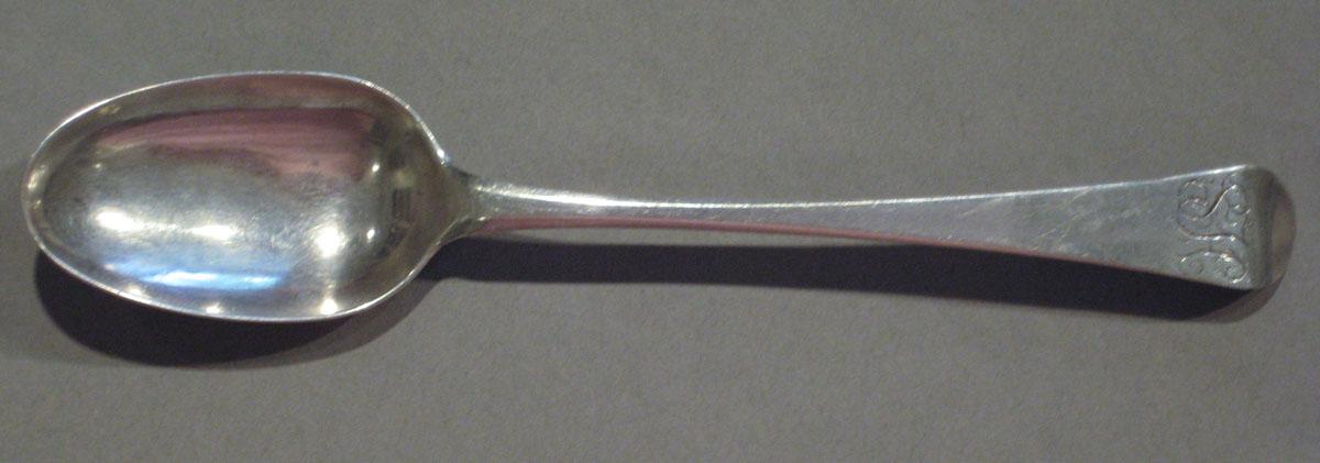1998.0004.1068 spoon upper surface