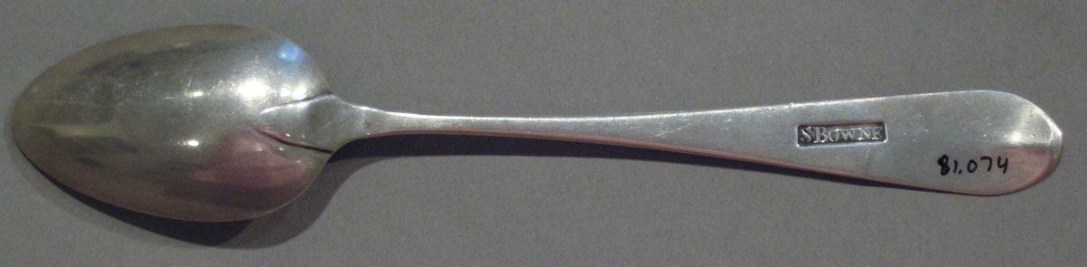 1998.0004.1079 spoon underside