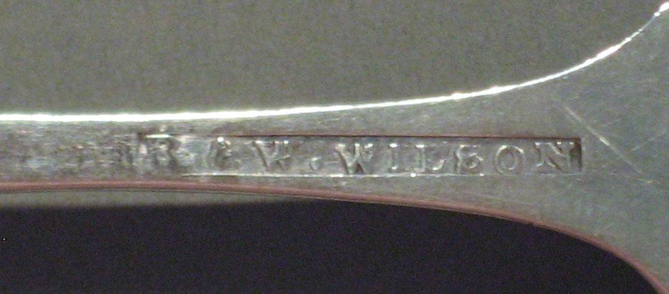 1998.0004.1090.002 spoon mark