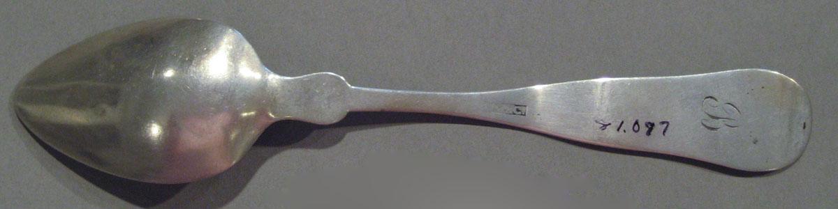 1998.0004.1092 spoon underside
