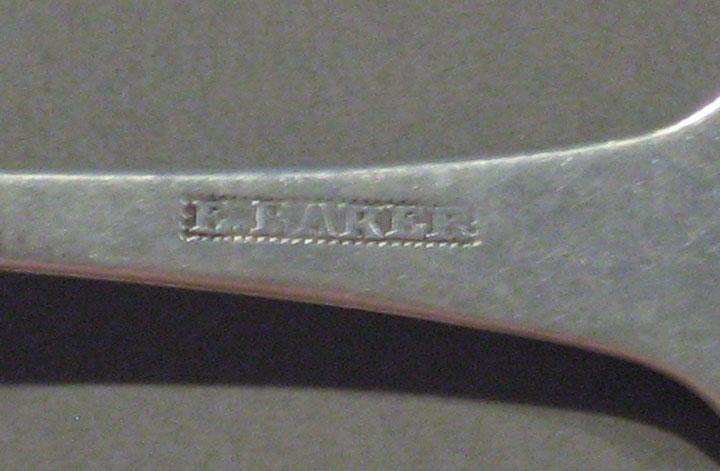 1998.0004.1093.003 spoon mark