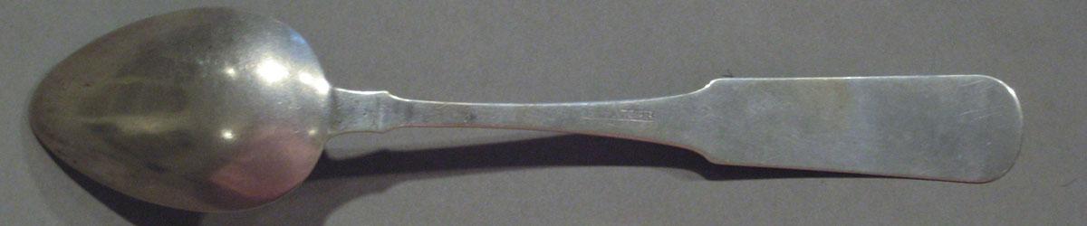 1998.0004.1093.004 spoon underside