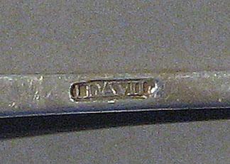 1998.0004.1098 spoon mark