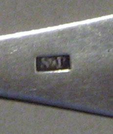 1998.0004.1100 spoon mark