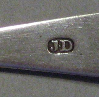 1998.0004.1101 spoon mark