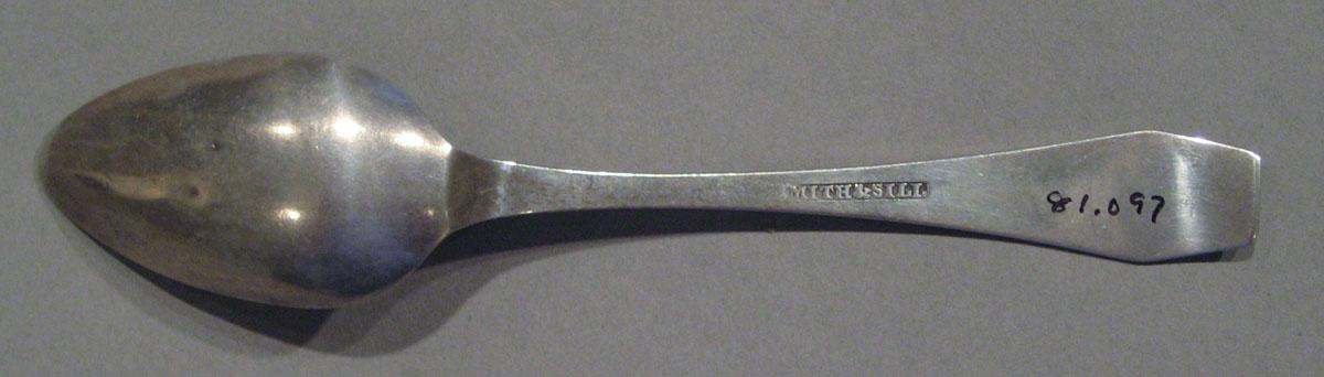 1998.0004.1102 spoon underside