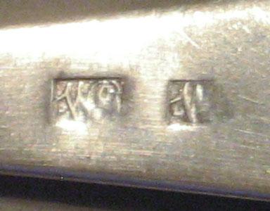 1998.0004.1103.002 spoon mark