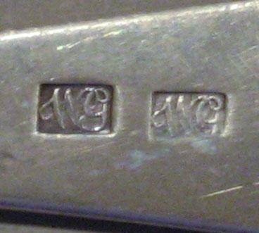 1998.0004.1103.003 spoon mark