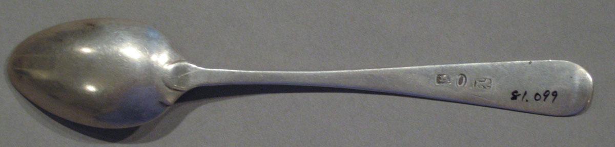 1998.0004.1104 spoon underside
