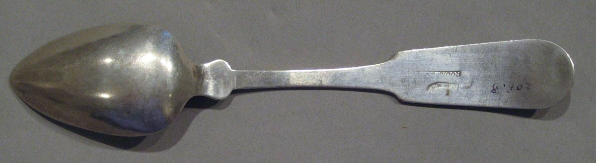 1998.0004.10107.001 spoon underside