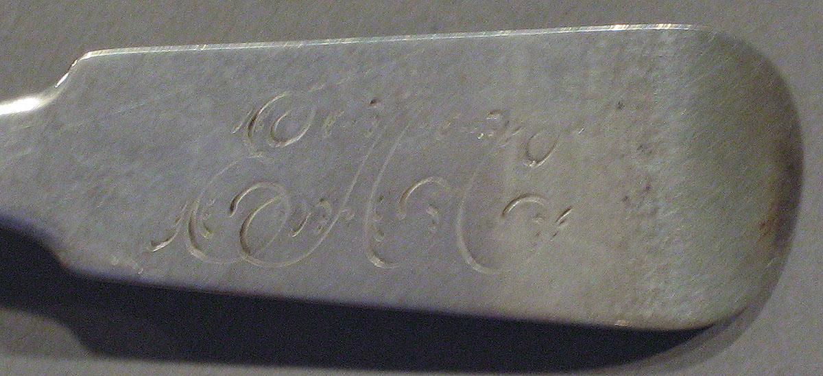 1998.0004.1107.002 spoon engraving
