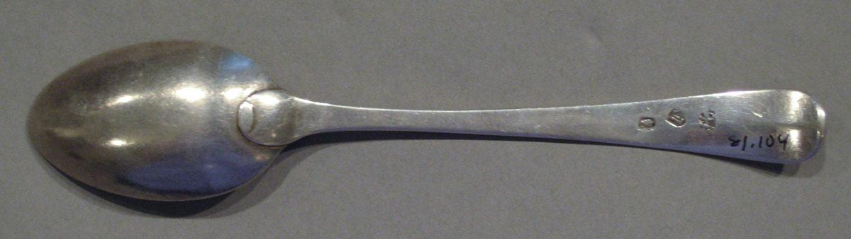 1998.0004.1109 spoon underside