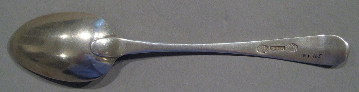 1998.0004.1110 spoon underside