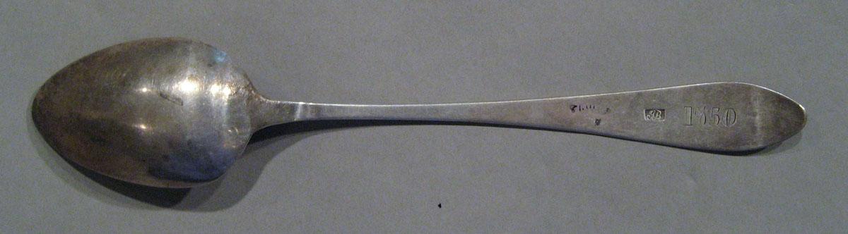 1998.0004.1115.001  spoon underside