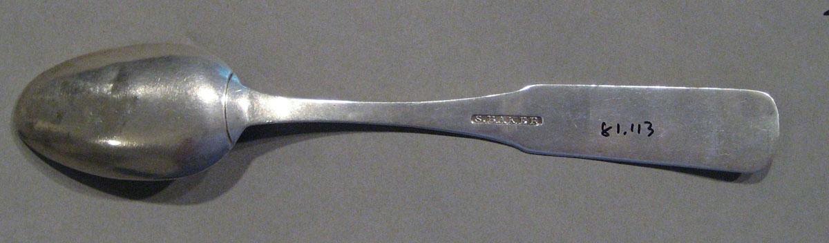 1998.0004.1117 spoon underside