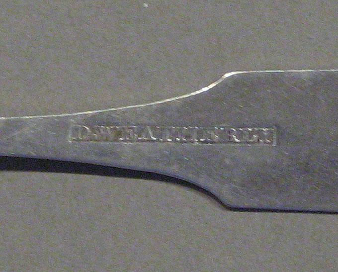 1998.0004.1121.001 spoon mark