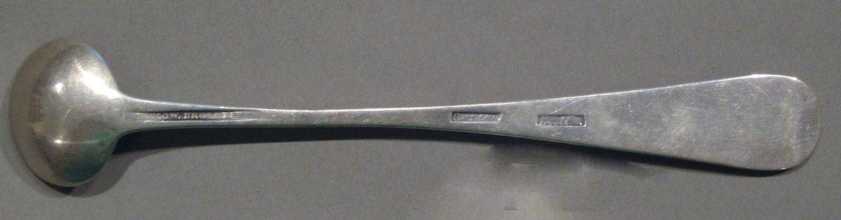 1998.0004.1133 spoon underside