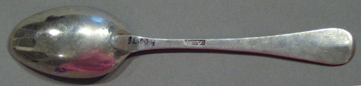 1998.0004.1157 spoon underside