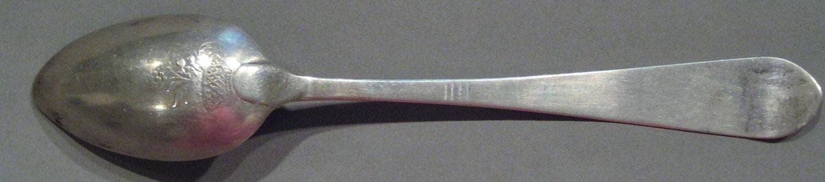 1998.0004.1162.006 spoon underside
