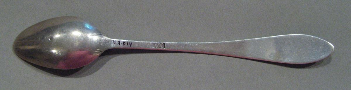 1998.0004.1165 spoon underside