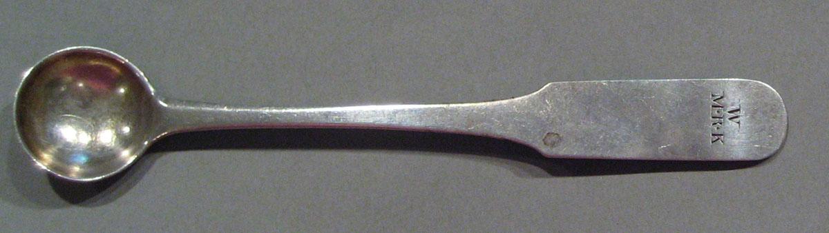 1998.0004.1166.002 spoon upper surface