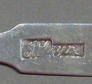 1998.0004.1166.002 spoon mark