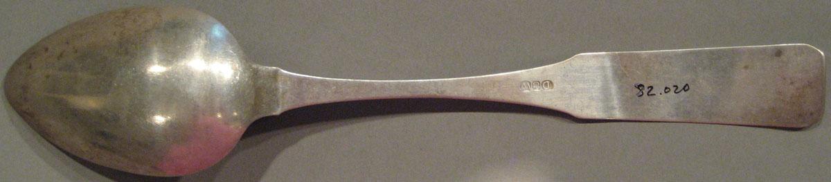 1998.0004.1171 spoon underside