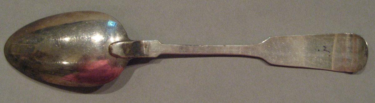 1998.0004.1173.002 spoon underside