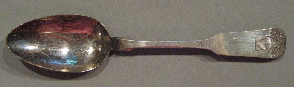 1998.0004.1173.003 spoon upper surface
