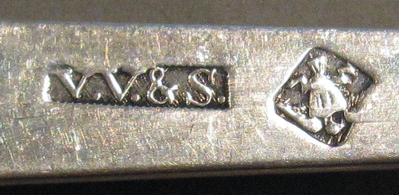 1998.0004.1181 tongs marks1