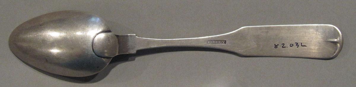 1998.0004.1182 underside