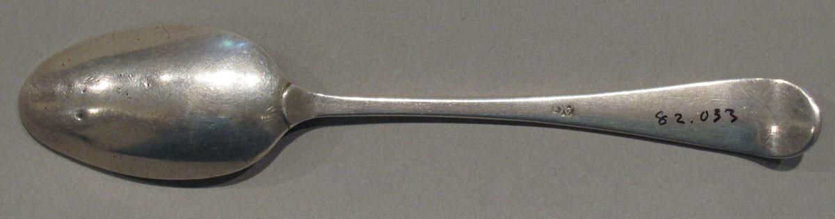 1998.0004.1183 spoon underside