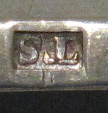 1998.0004.1184 spoon mark