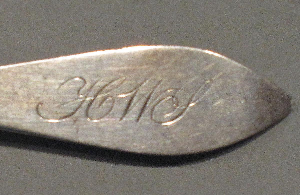 1998.0004.1185 spoon engraving