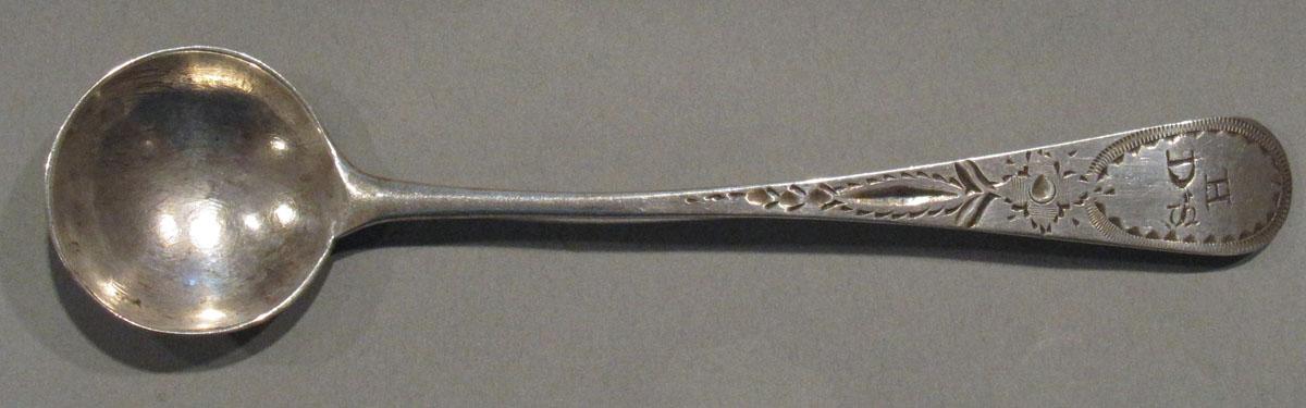 1998.0004.1188 spoon upper surface