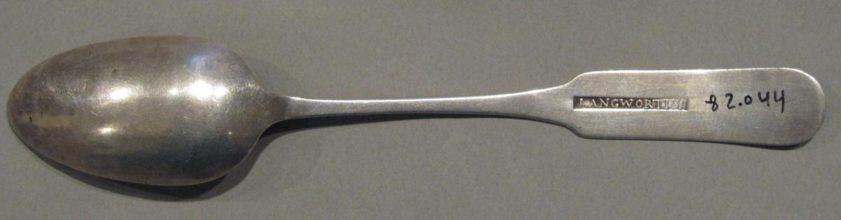 1998.0004.1194 spoon underside