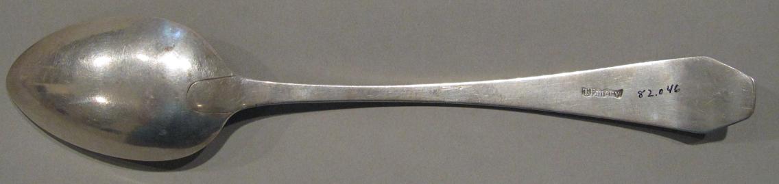 1998.0004.1195 spoon underside