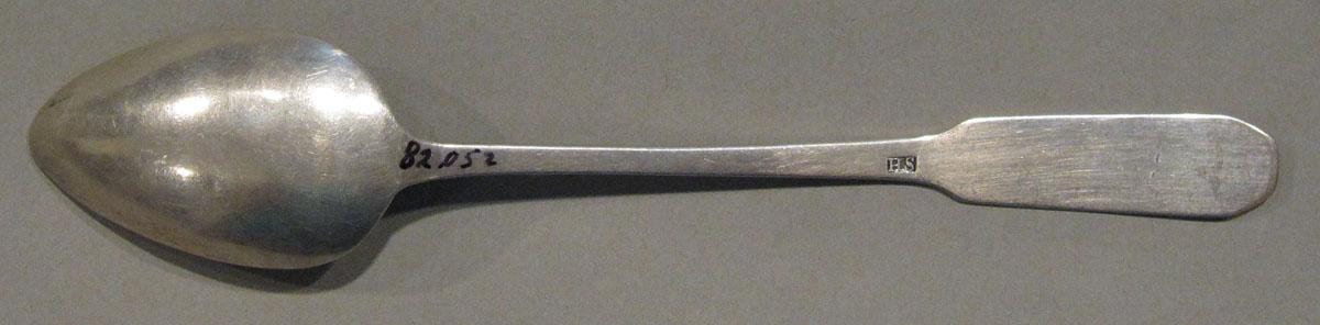 1998.0004.1201 spoon underside