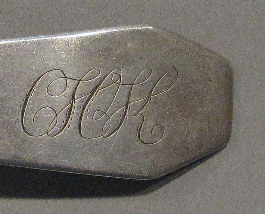 1998.0004.1205.001 spoon engraving